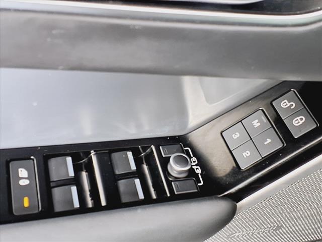 2018 Land Rover Range Rover Velar HSE R-Dynamic