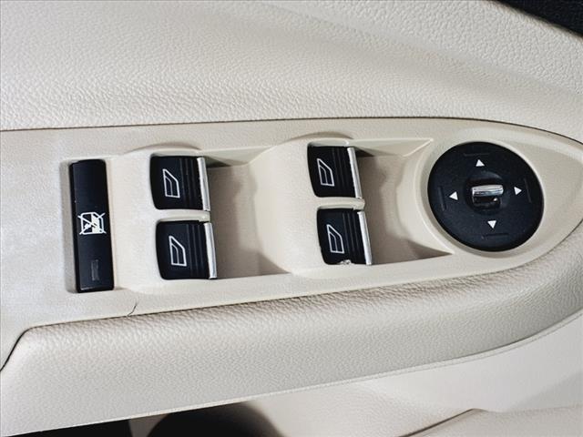2014 Ford C-MAX Hybrid SE