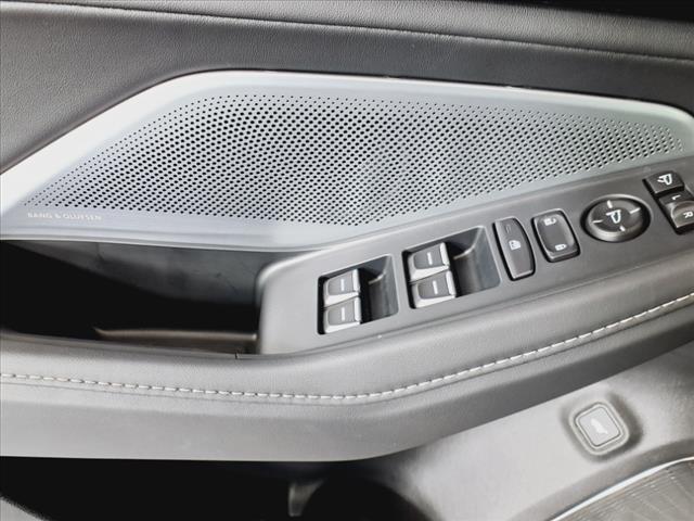 2025 Acura MDX w/Tech