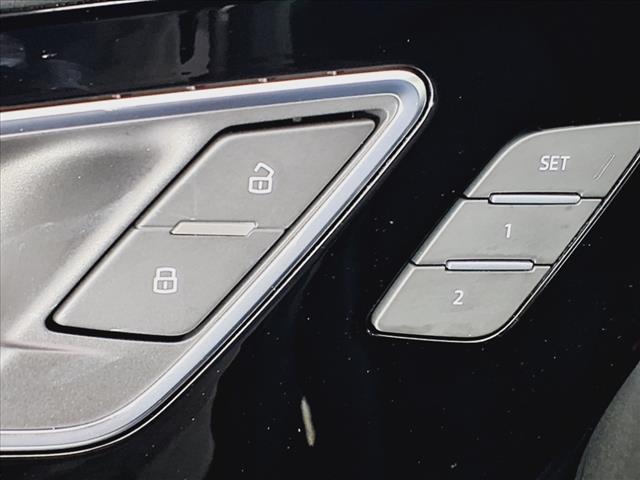 2024 Audi Q4 e-tron Premium Plus quattro