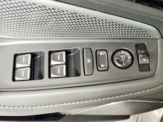 2025 Acura MDX SH-AWD