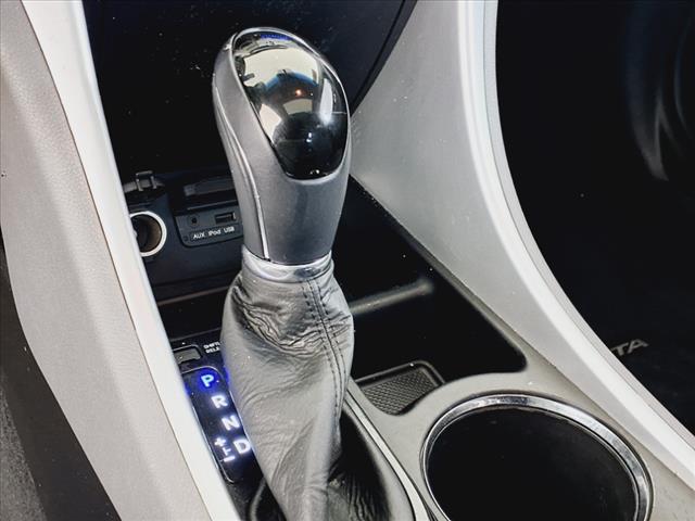 2011 Hyundai SONATA Limited