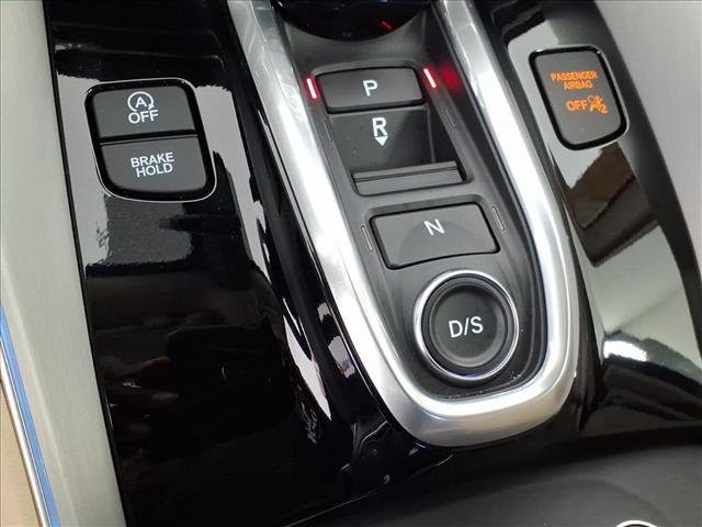 2025 Acura TLX w/Tech