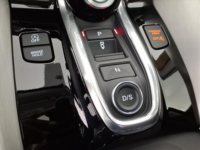 2025 Acura TLX w/Tech