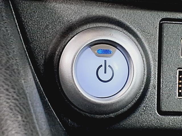 2022 Nissan LEAF SV