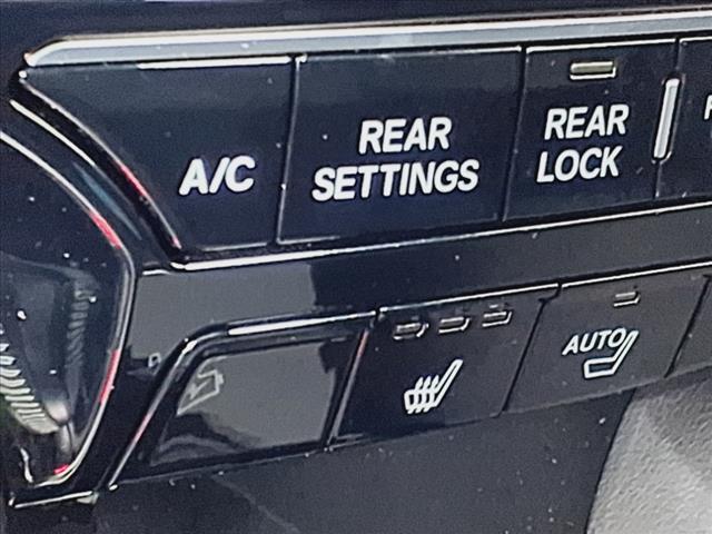 2025 Acura MDX w/Tech
