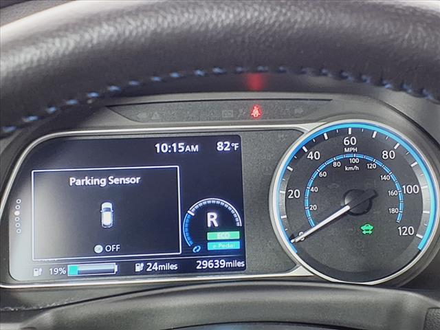 2022 Nissan LEAF SV