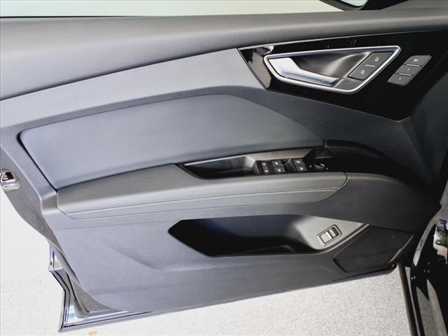 2024 Audi Q4 e-tron Premium Plus quattro