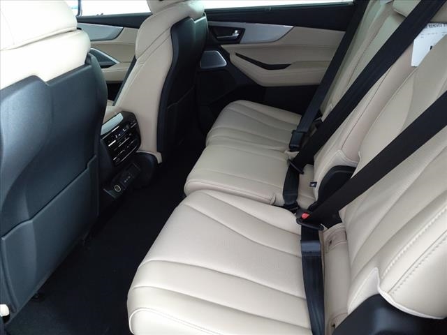 2025 Acura MDX w/Tech