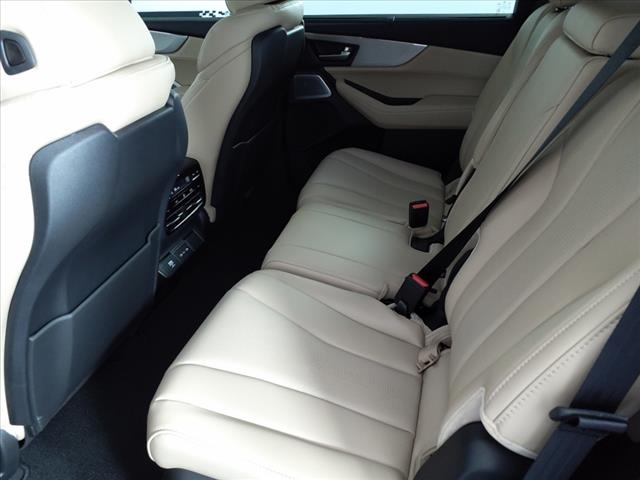 2025 Acura MDX 