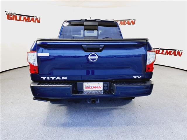 2023 Nissan Titan SV