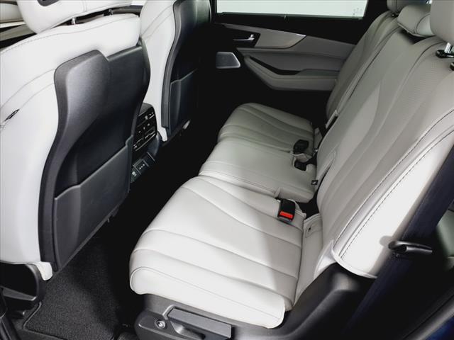 2025 Acura MDX w/Tech
