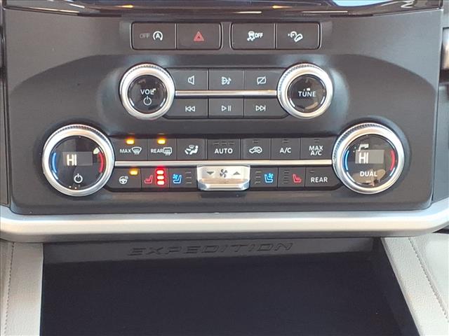 new 2024 Ford Expedition car, priced at $73,105