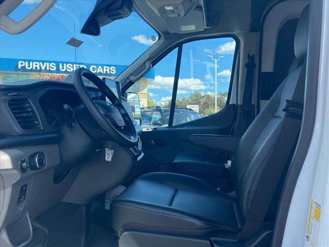 2025 Ford Transit 148 WB Medium Roof Cargo