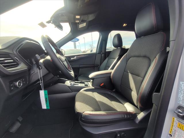 2025 Ford Escape Hybrid ST-Line Select