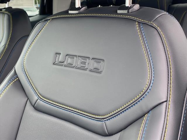 2025 Ford Maverick Lobo Standard
