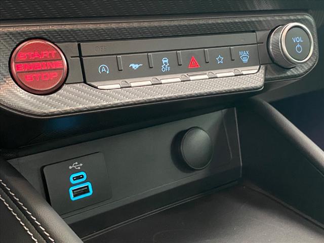 2025 Ford Mustang 
