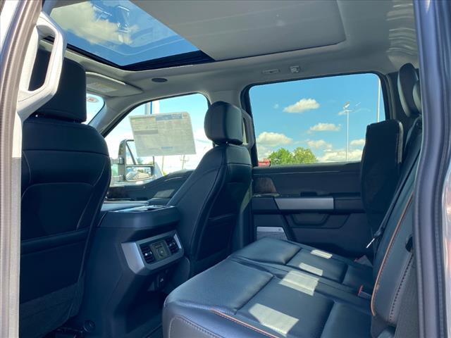 2025 Ford F-250 Super Duty Lariat