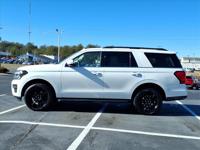 new 2024 Ford Expedition car, priced at $73,105