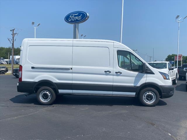 2025 Ford Transit 148 WB Medium Roof Cargo