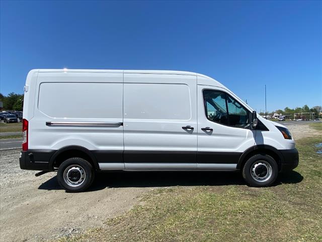 2025 Ford Transit 148 WB Medium Roof Cargo