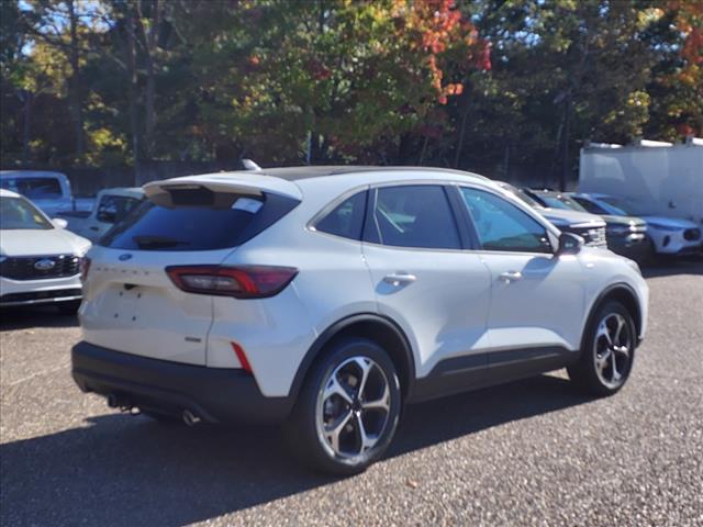 2025 Ford Escape Hybrid ST-Line Select