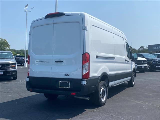 2025 Ford Transit 148 WB Medium Roof Cargo