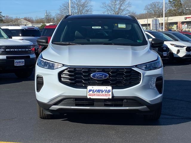 2025 Ford Escape Hybrid ST-Line