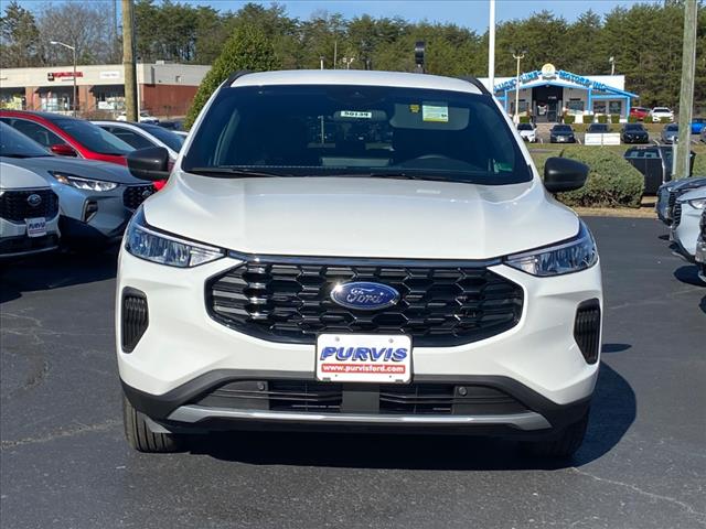 2025 Ford Escape Hybrid ST-Line