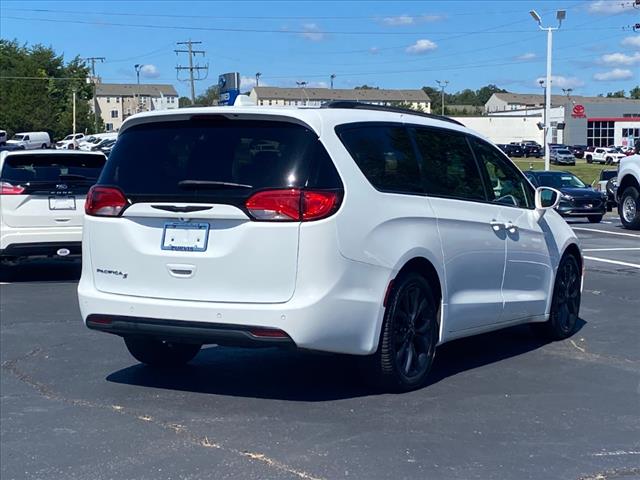 2020 Chrysler Pacifica Touring L Plus