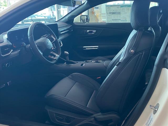 2025 Ford Mustang 