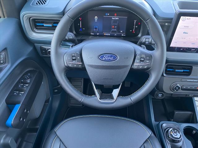 2025 Ford Maverick Lobo Standard