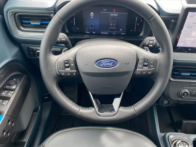 2025 Ford Maverick Lobo Standard