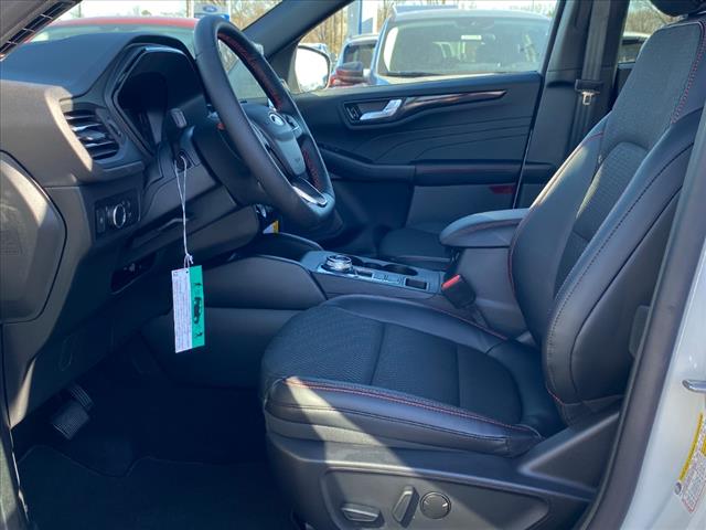 2025 Ford Escape Hybrid ST-Line