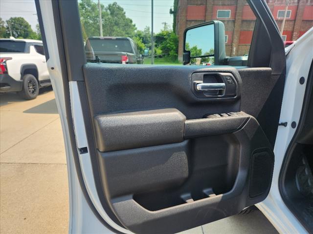 2025 GMC Sierra 2500HD Pro