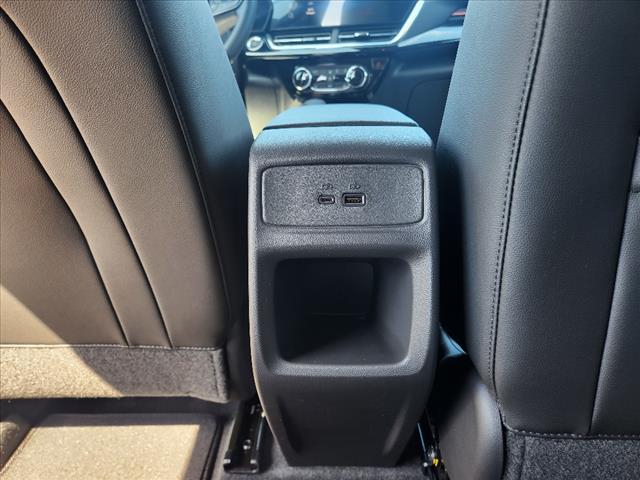 2025 Chevrolet Trax RS
