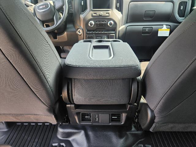 2025 GMC Sierra 2500HD Pro