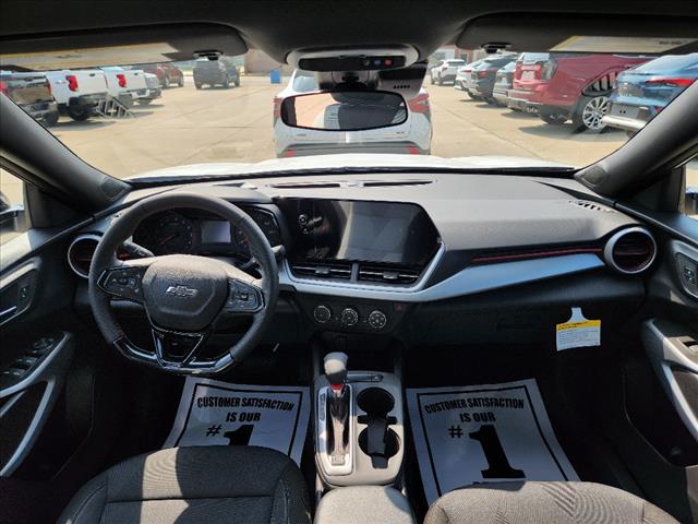 2025 Chevrolet Trax RS