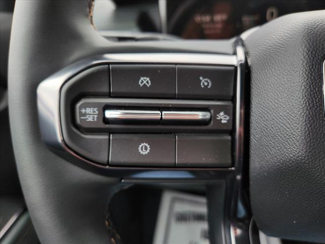 2025 GMC Acadia AT4