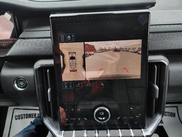 2025 GMC Acadia AT4