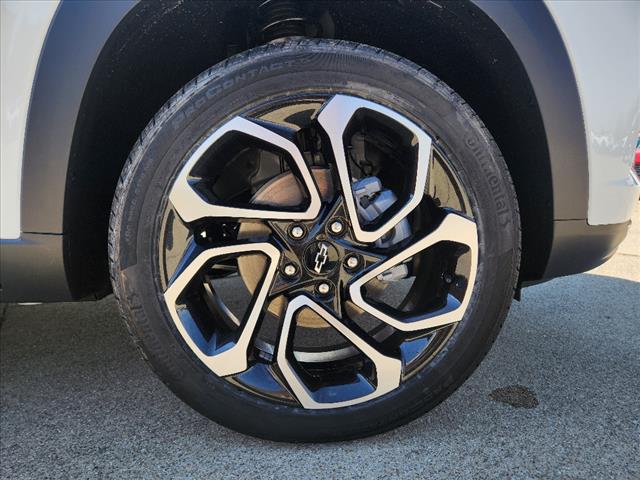2025 Chevrolet Trax RS