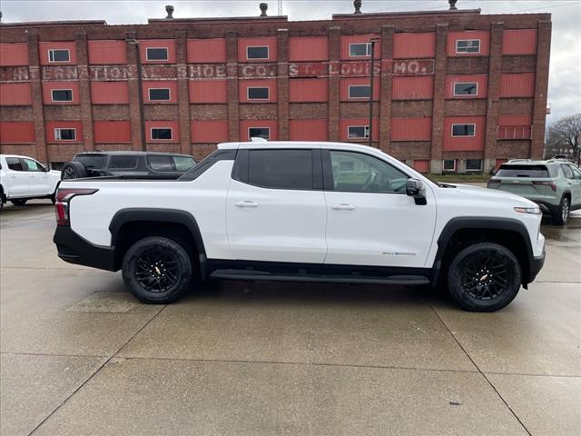 2025 Chevrolet Silverado EV LT