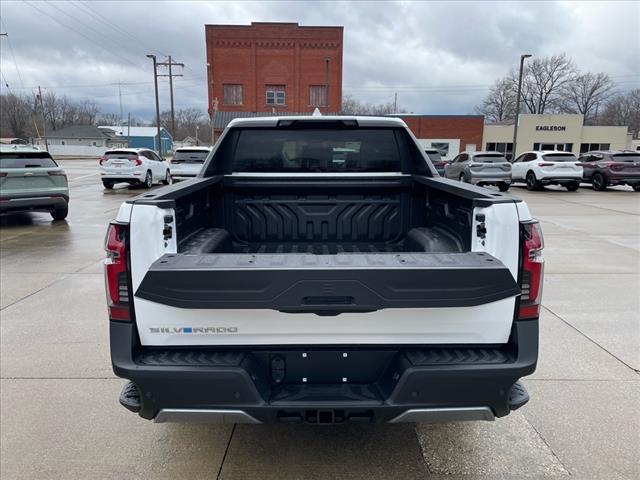 2025 Chevrolet Silverado EV LT