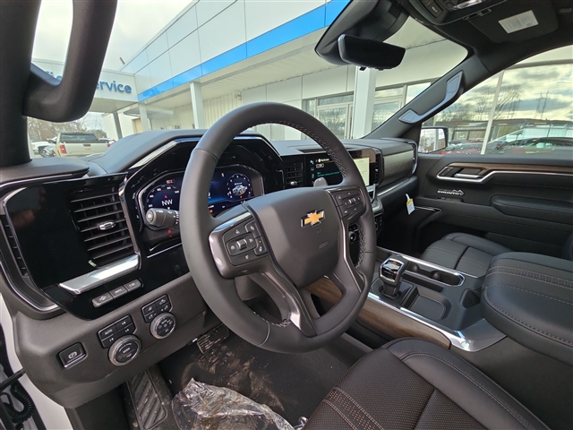 2025 Chevrolet Silverado 1500 High Country