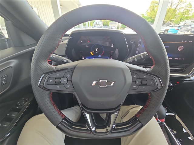 2025 Chevrolet Trax RS