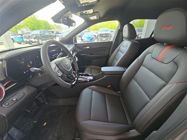 2025 Chevrolet Trax RS
