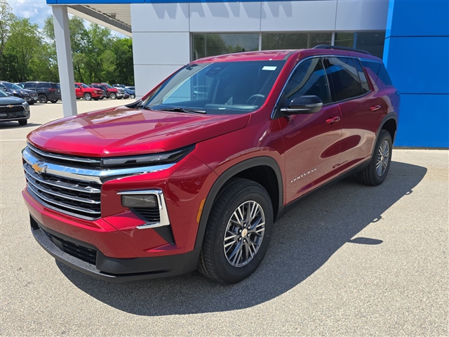 2025 Chevrolet Traverse LT
