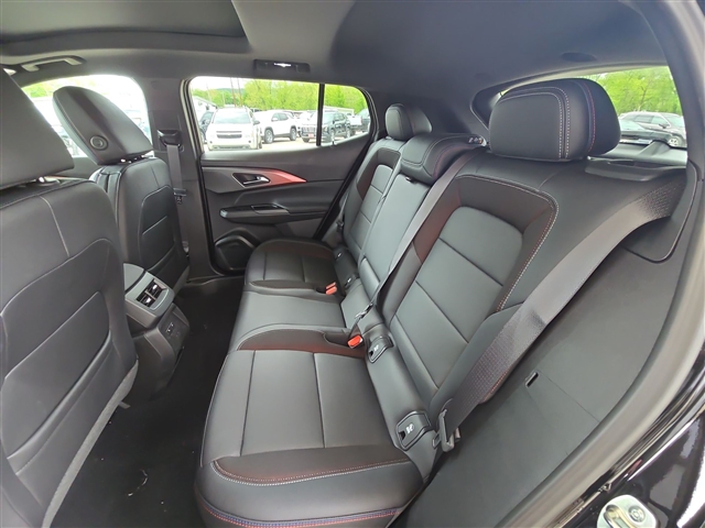 2025 Chevrolet Equinox EV RS