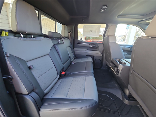 2025 Chevrolet Silverado 1500 ZR2