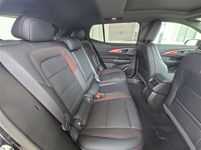 2025 Chevrolet Equinox EV RS